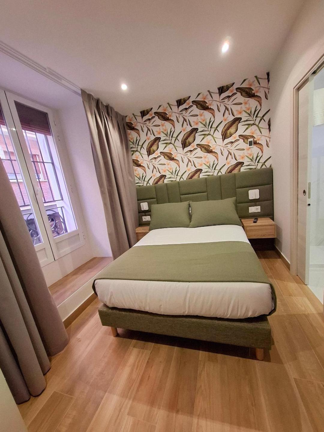 Hostal San Blas Madrid Luaran gambar