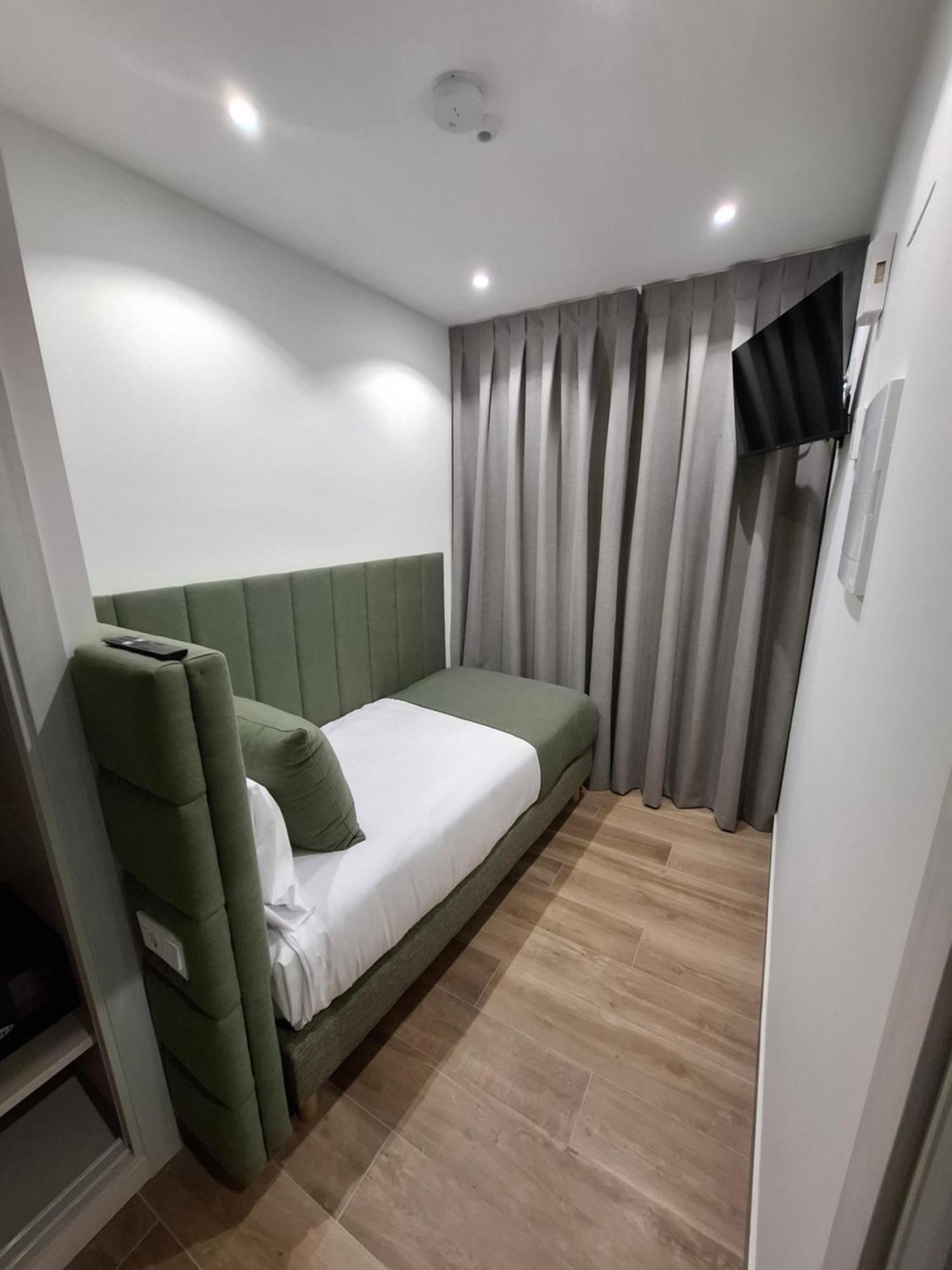 Hostal San Blas Madrid Luaran gambar
